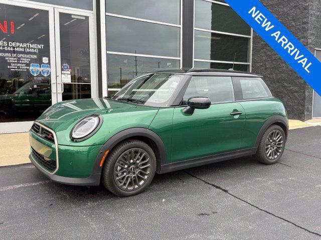 Used 2026 MINI Cooper S FWD image 1
