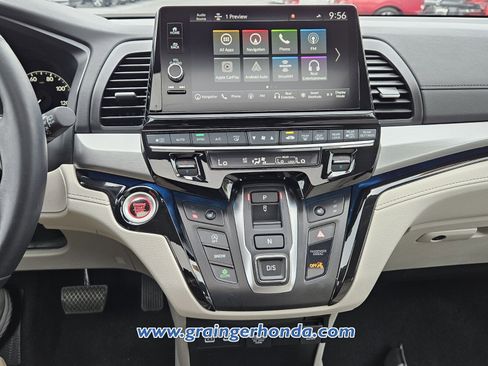 Certified 2025 Honda Odyssey Touring image 15