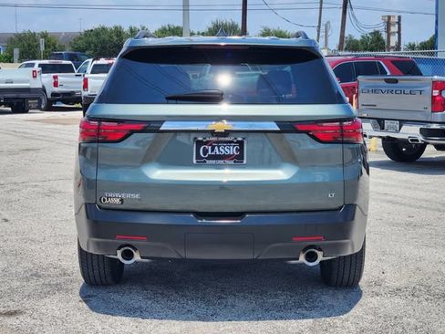 Used 2023 Chevrolet Traverse LT FWD image 6