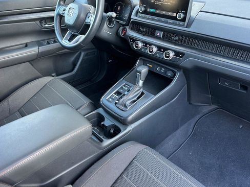 Used 2025 Honda CR-V Sport image 16