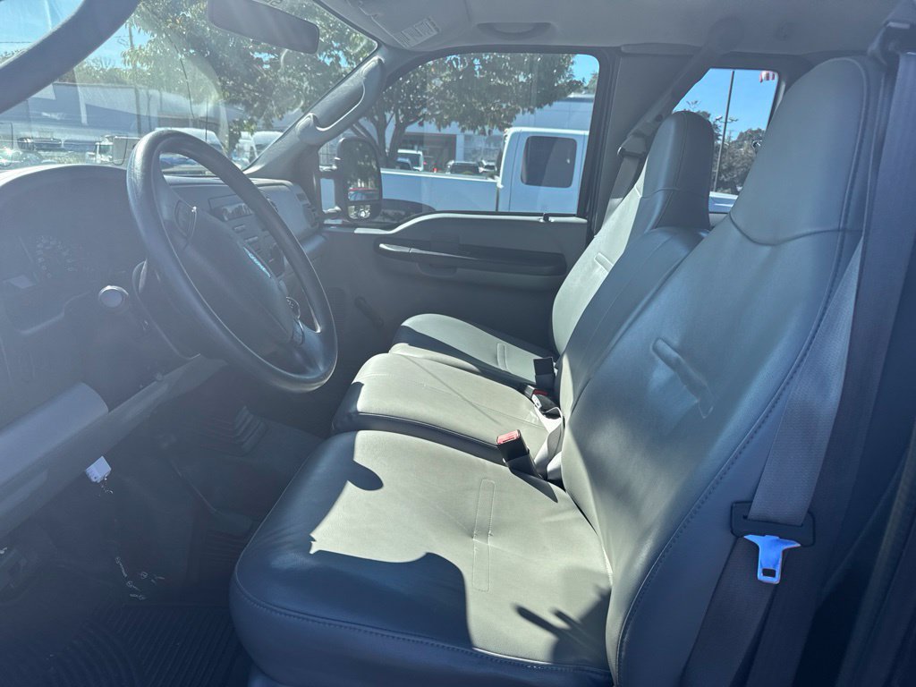Used 2006 Ford F250 XL AWD/4WD image 14