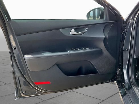 Used 2020 Kia Forte Sedan FWD image 22