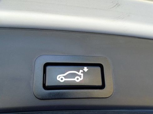 Used 2007 BMW 530xi Wagon image 73