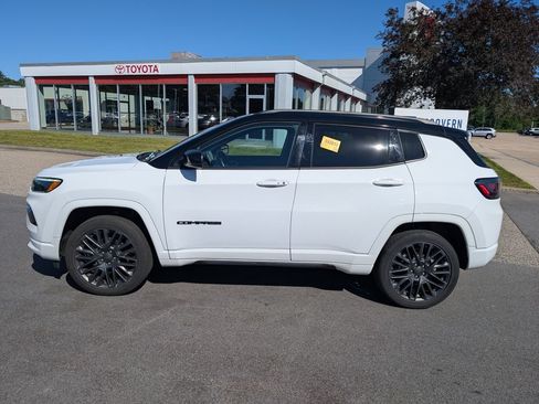 Used 2022 Jeep Compass High Altitude AWD/4WD image 2