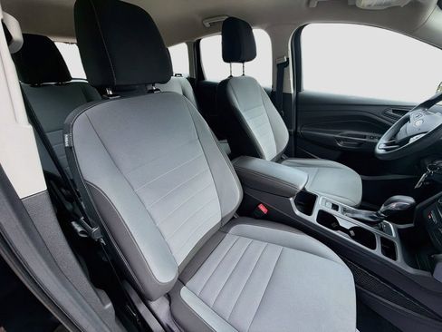 Used 2017 Ford Escape S FWD image 28