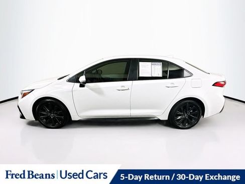 Used 2026 Toyota Corolla SE FWD image 5