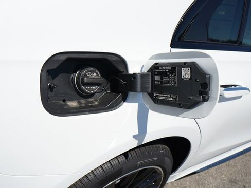 New 2025 Mercedes-Benz S 580 4MATIC Sedan image 15