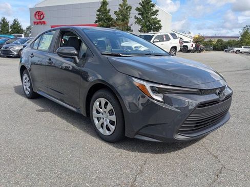 New 2026 Toyota Corolla LE FWD image 2