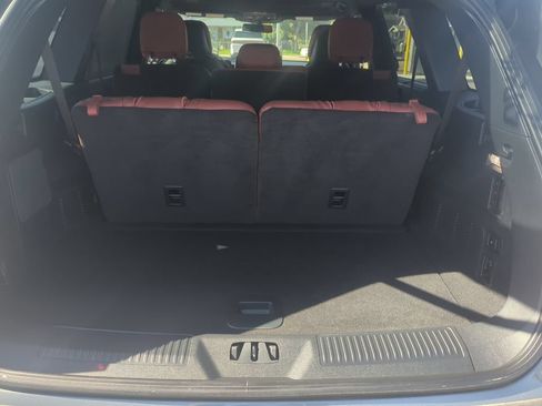Used 2025 Lincoln Aviator Reserve w/ Equipment Group 201A AWD/4WD image 18