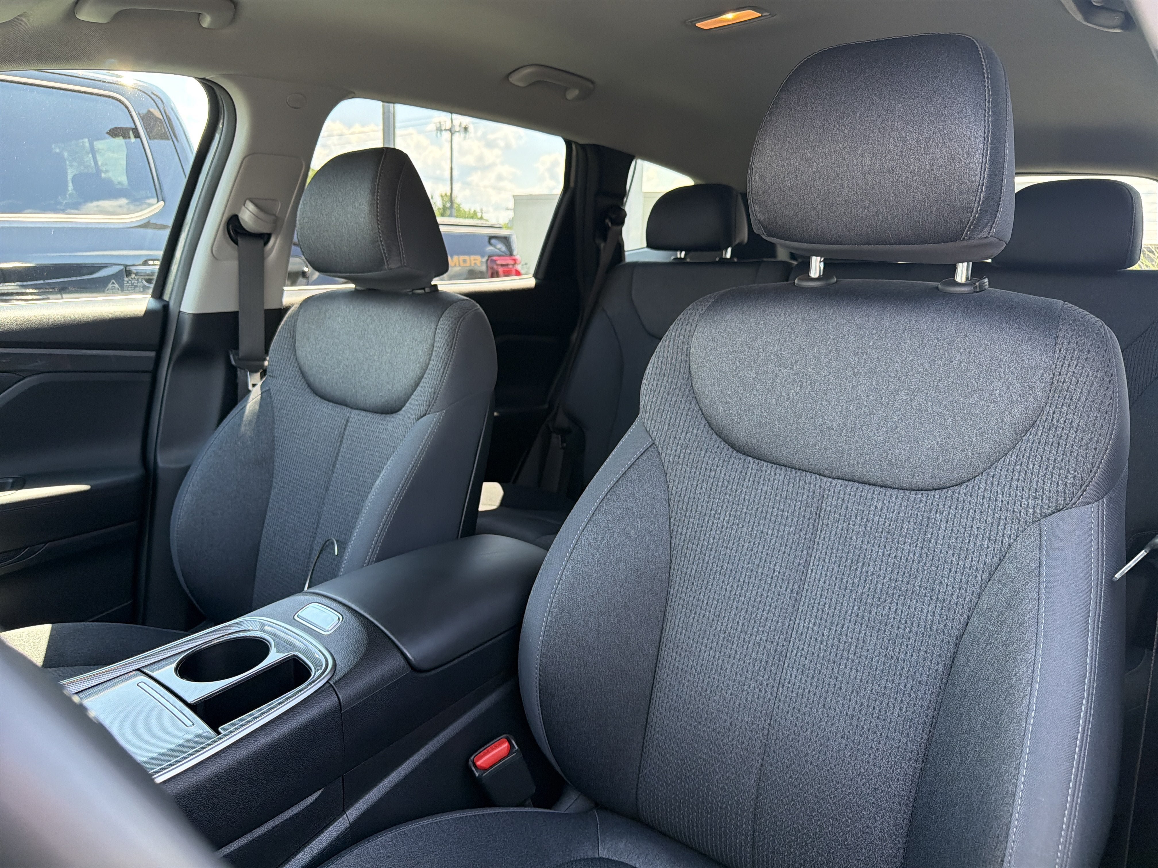 Used 2023 Hyundai Santa Fe SEL AWD/4WD image 9