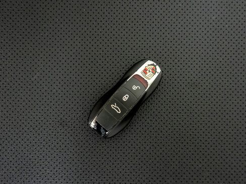 Used 2017 Porsche 911 Carrera 4S AWD/4WD image 21
