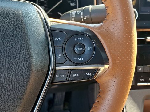 Used 2020 Toyota Avalon Limited w/ Advanced Safety Package FWD image 24