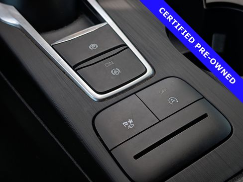 Used 2020 Ford Escape SE image 31