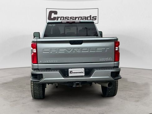 Used 2024 Chevrolet Silverado 2500 High Country w/ Technology Package image 4