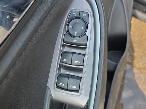 Used 2024 Chevrolet Malibu LT image 19