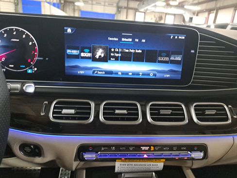 New 2026 Mercedes-Benz GLS 450 4MATIC image 20