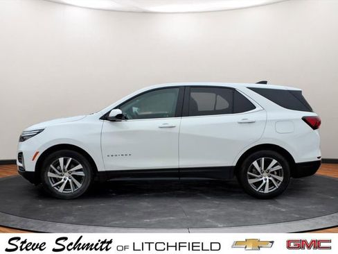 Certified 2024 Chevrolet Equinox LT w/ LPO, Floor Liner Package image 2