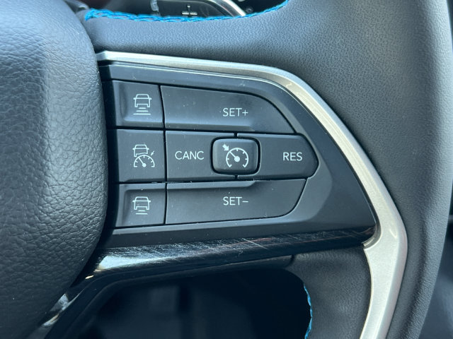 Used 2022 Jeep Grand Cherokee Trailhawk AWD/4WD image 24