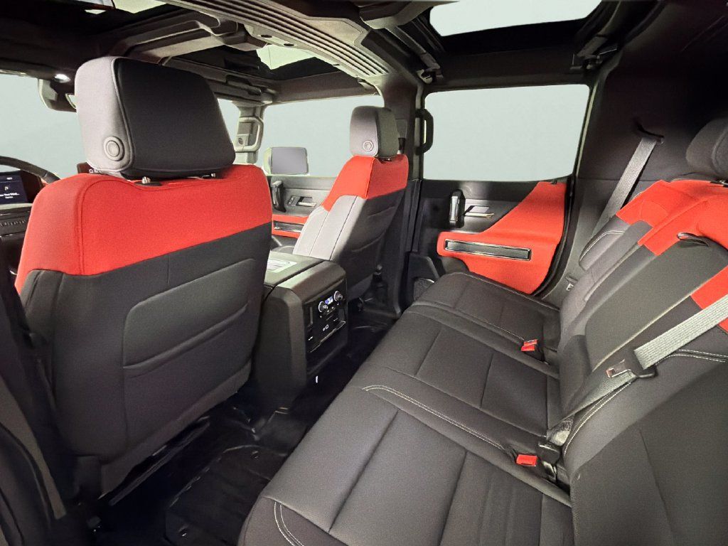 Certified 2026 GMC Hummer EV 3X w/ Carbon Fiber Edition Package AWD/4WD image 29