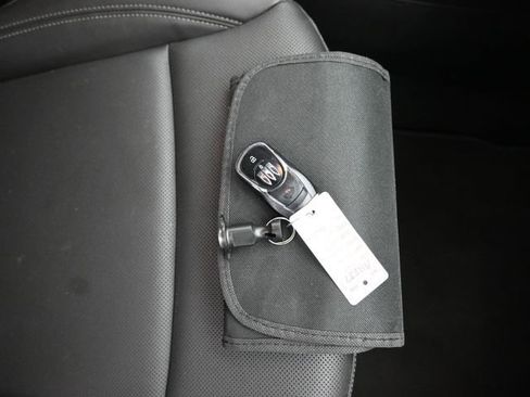 Used 2024 Buick Encore GX Sport Touring image 10