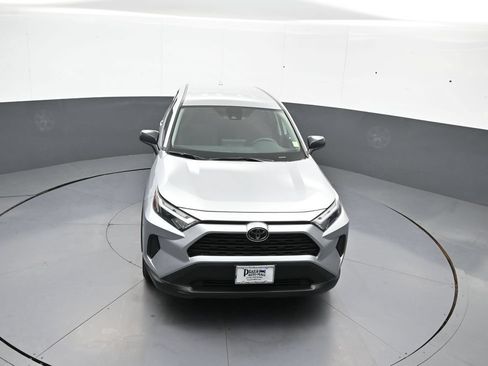 Used 2024 Toyota RAV4 LE AWD/4WD image 34
