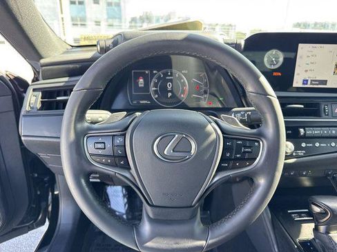 Certified 2024 Lexus ES 350 w/ Premium Package FWD image 14