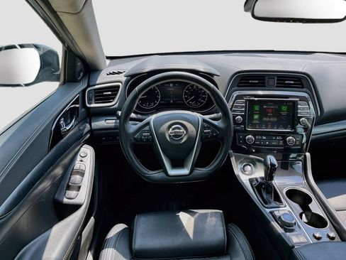 Used 2021 Nissan Maxima Platinum w/ Sport Mat Group FWD image 24