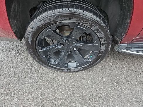 Used 2018 GMC Yukon XL Denali w/ Open Road Package image 11