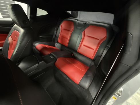 Used 2016 Chevrolet Camaro SS RWD image 23