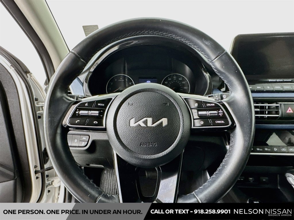 Used 2023 Kia Seltos S w/ Navigation Package AWD/4WD image 11