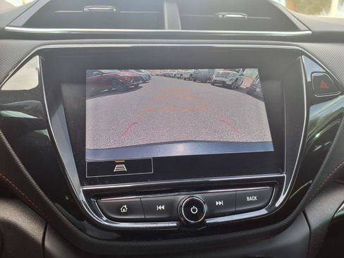 Used 2021 Chevrolet TrailBlazer RS w/ Sun and Liftgate Package FWD image 22