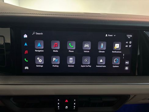 Certified 2025 Porsche Cayenne AWD/4WD image 22