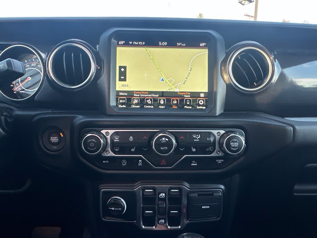 Used 2023 Jeep Wrangler Unlimited Sahara AWD/4WD image 50