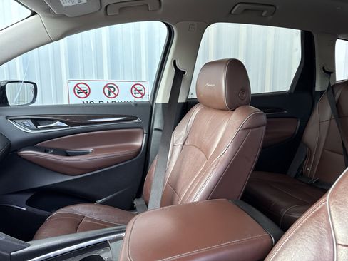 Used 2021 Buick Enclave Avenir w/ Avenir Technology Package image 13