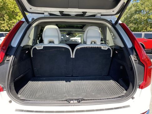 Used 2023 Volvo XC90 T8 Plus w/ Protection Package Premier image 33