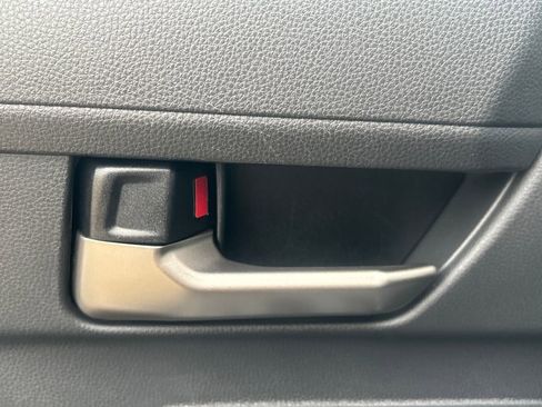 Used 2024 Toyota Tacoma TRD Sport w/ TRD Sport Upgrade Package image 7