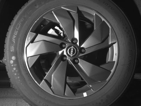 Used 2025 Nissan Rogue SV FWD image 15