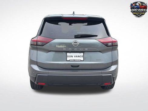 Used 2025 Nissan Rogue SV AWD/4WD image 4