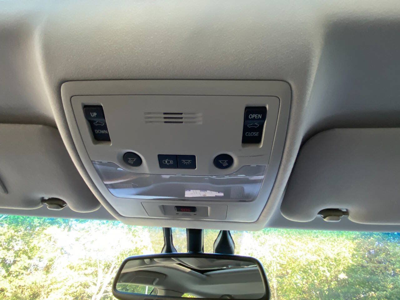 Used 2014 Lexus ES 300h w/ Luxury Package w/Bamboo Trim FWD image 45