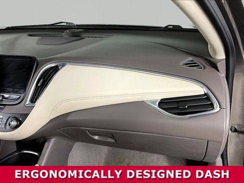 Used 2020 Chevrolet Malibu Premier FWD image 26