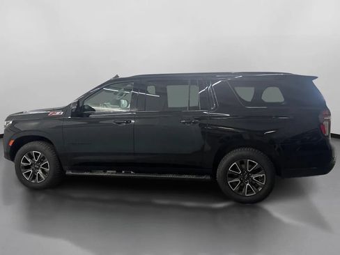 Used 2021 Chevrolet Suburban Z71 w/ Z71 Signature Package AWD/4WD image 5