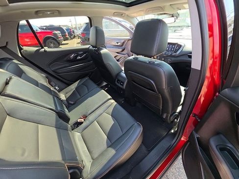 Used 2023 GMC Terrain AT4 image 26