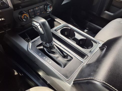 Used 2020 Ford F150 XLT w/ Equipment Group 302A Luxury AWD/4WD image 21