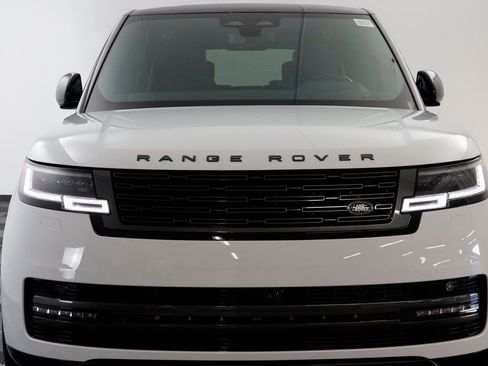 New 2025 Land Rover Range Rover Long Wheelbase Autobiography image 26