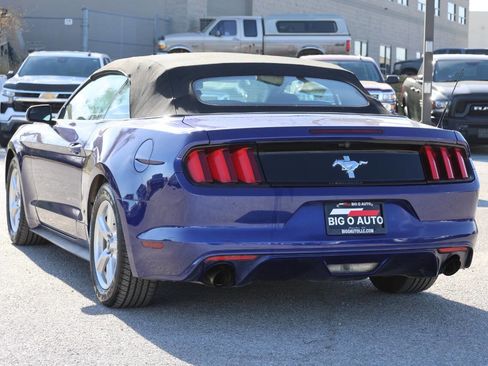 Used 2015 Ford Mustang Convertible image 11