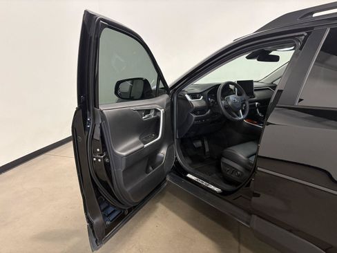 Used 2024 Toyota RAV4 Adventure w/ Convenience Package AWD/4WD image 9