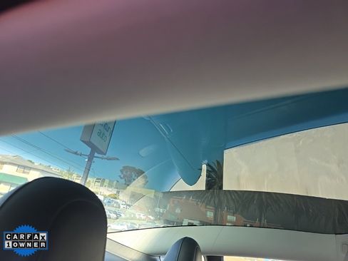 Used 2019 Tesla Model 3 Standard Range Plus image 55