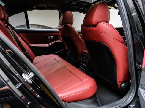 Used 2025 BMW 330i xDrive Sedan image 40