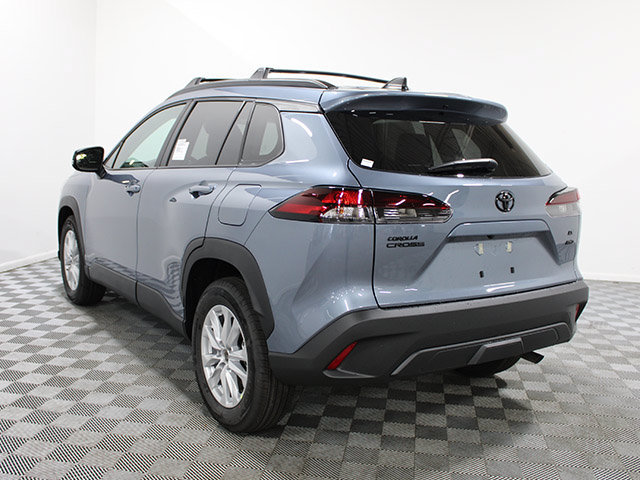 New 2026 Toyota Corolla Cross LE w/ Moonroof Package AWD/4WD image 9