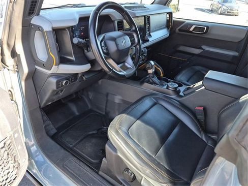 Used 2022 Ford Bronco Badlands w/ Sasquatch Package image 18